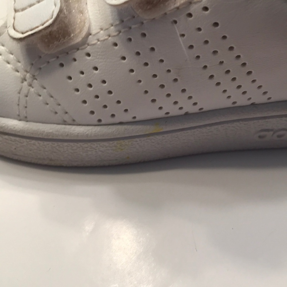 Good used condition adidas! - Picture 4 of 7